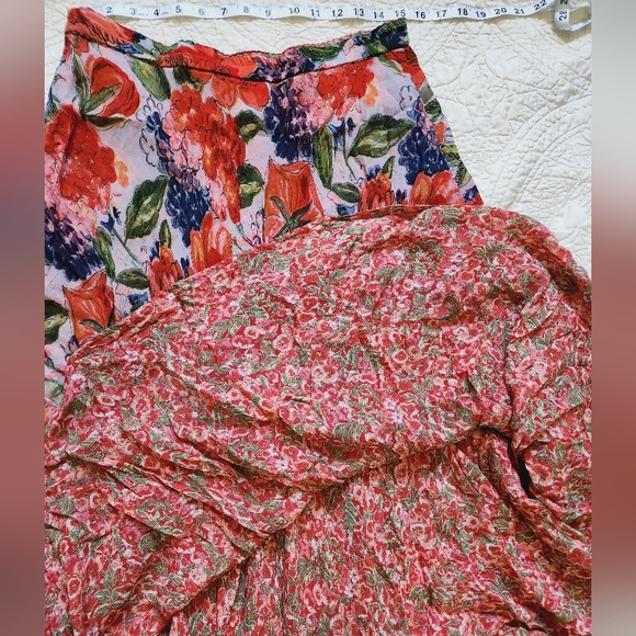 Vintage Floral skirt - Picture 2 of 3